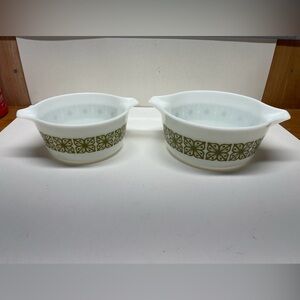 2-PYREX Verde Green/White Square Flowers Casserole Baking Dishes 274-B/1 1/2Qt